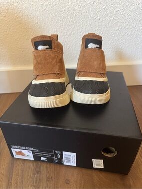 Kids Suede Duck Boot Sneakers in Brown - Sorel Infant/toddler size 8